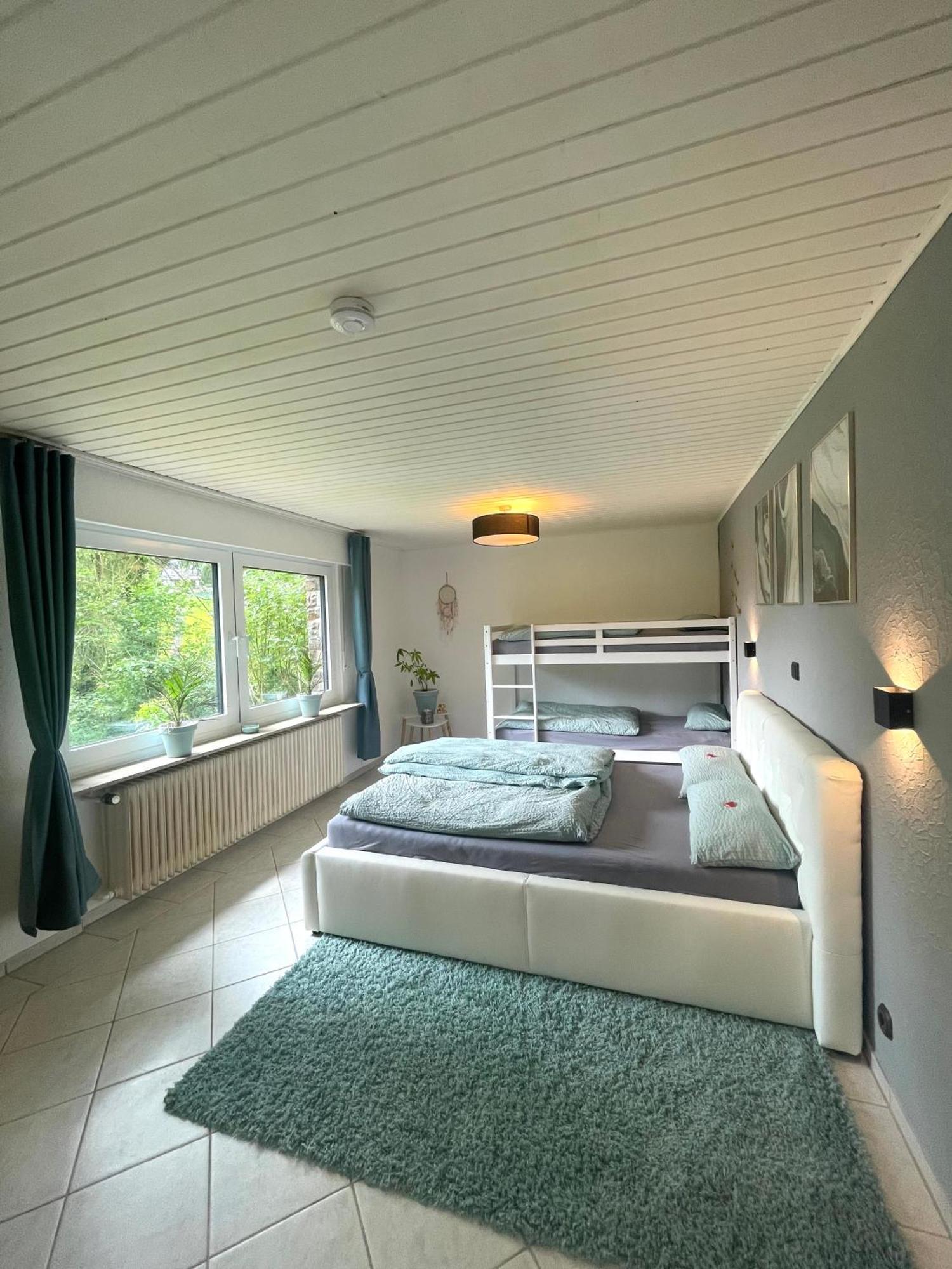 Talblick Chalet Blankenheim Бланкенхайм Экстерьер фото